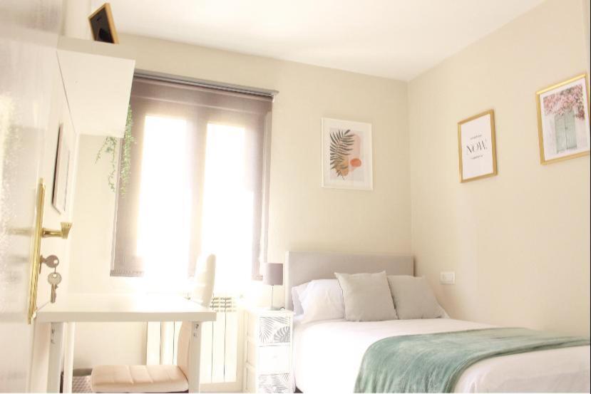 Habitacion Centro Oviedo Cerca De Estacion De Buses Y Trenes 部屋 写真