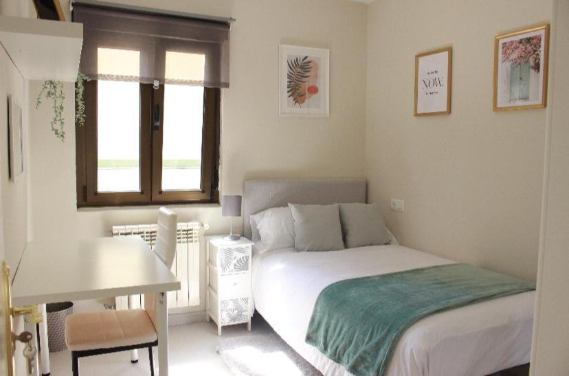 Habitacion Centro Oviedo Cerca De Estacion De Buses Y Trenes 部屋 写真