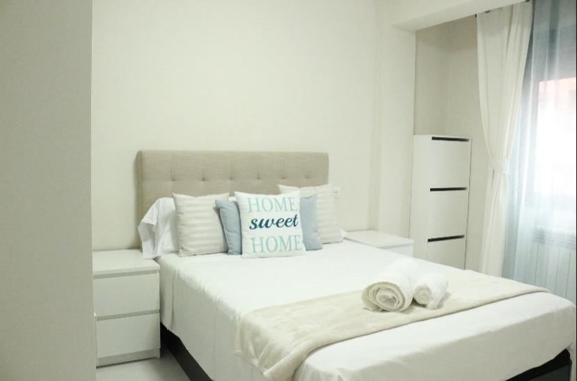 Habitacion Centro Oviedo Cerca De Estacion De Buses Y Trenes 部屋 写真
